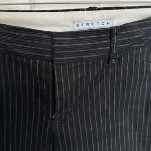 The Gap black and white pinstripe texture straight leg pants, size 4